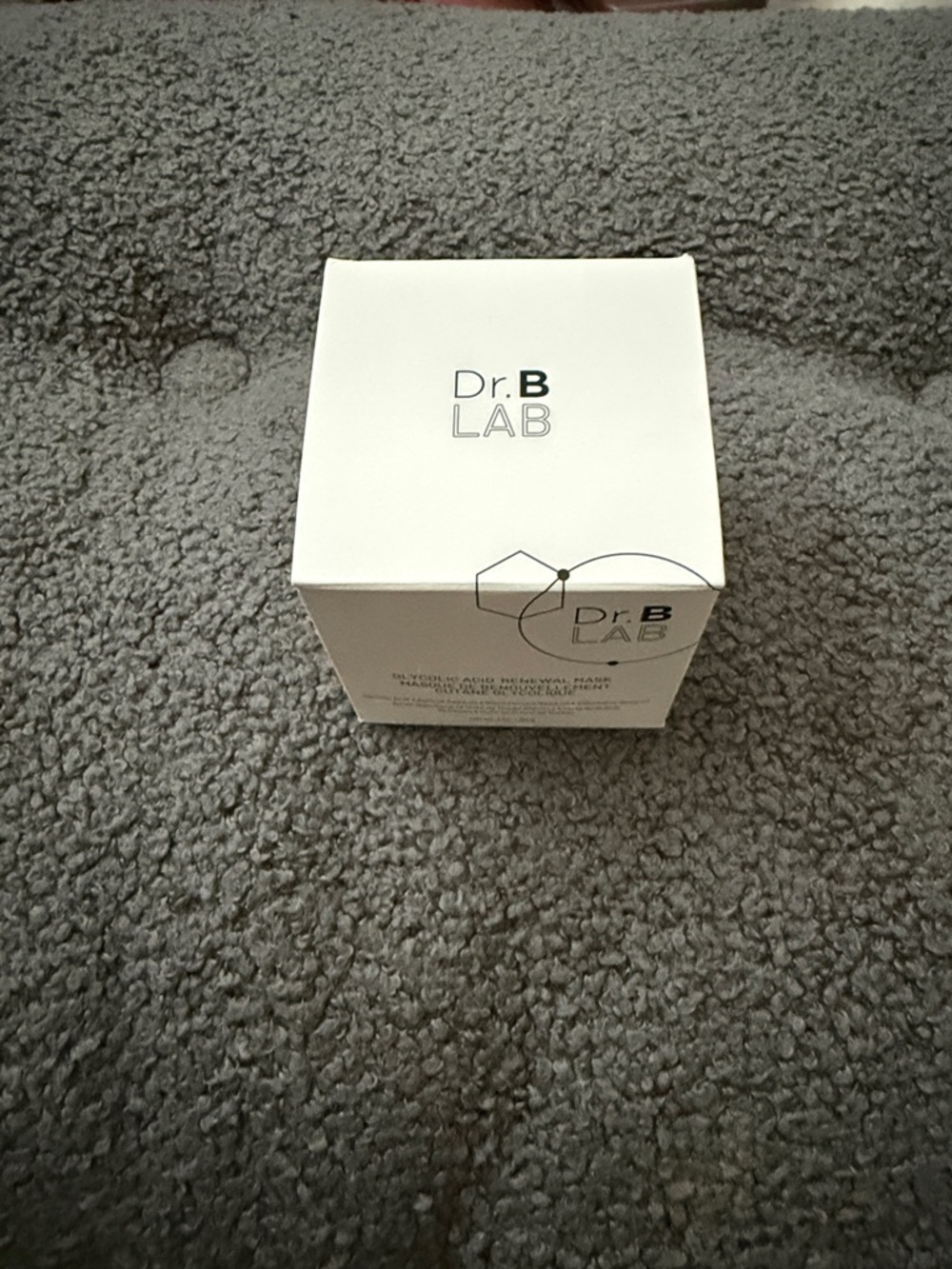 Women’s Skincare Mask – White Box